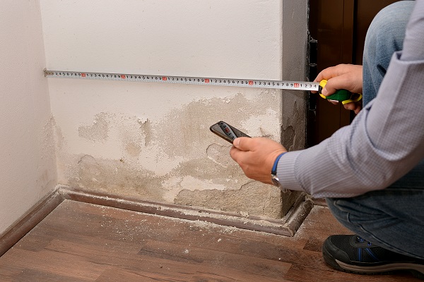 wall water damage repair